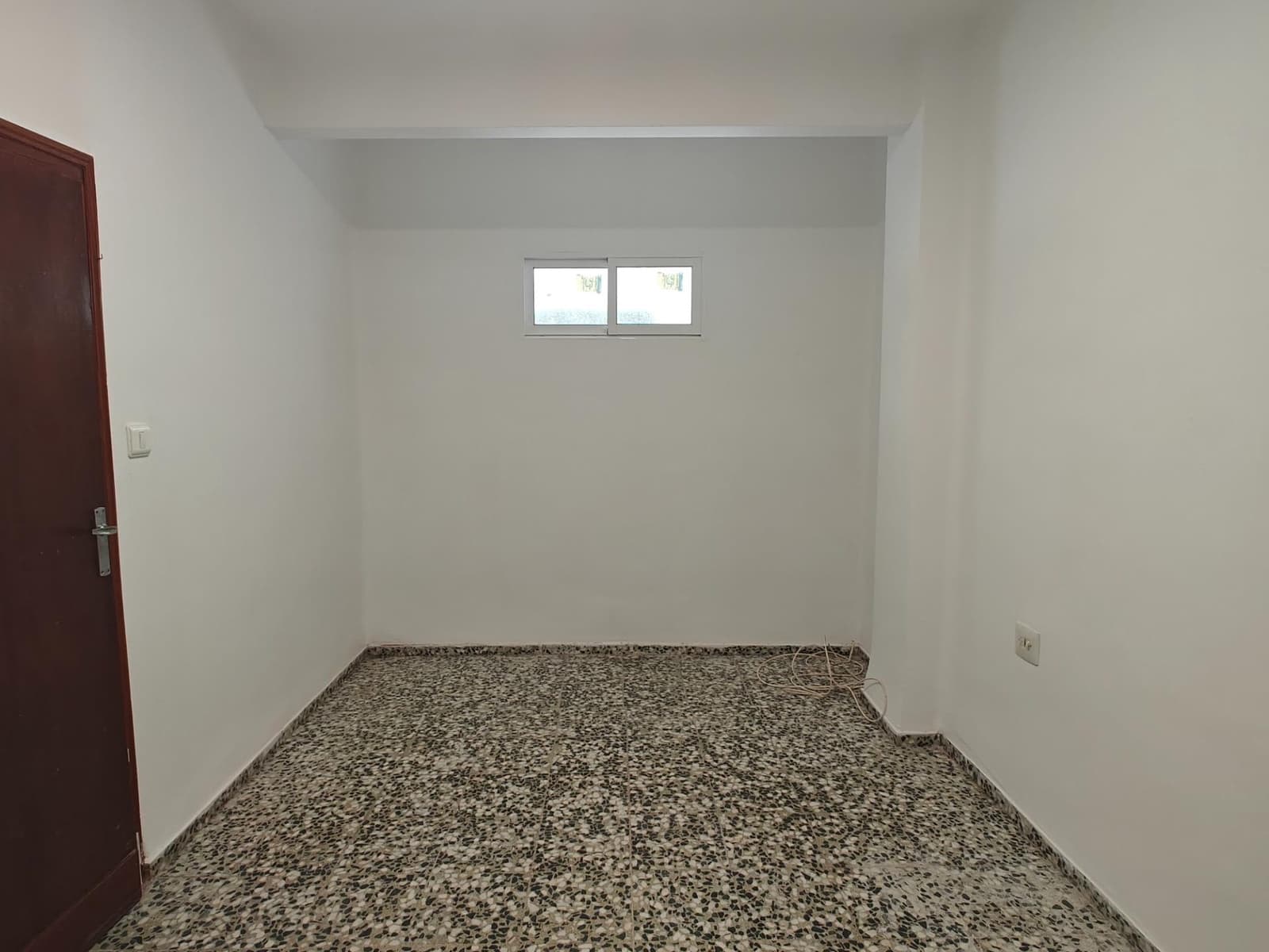 3 bedroom Flat for sale in Macastre - € 100,000 (Ref: 9344665)