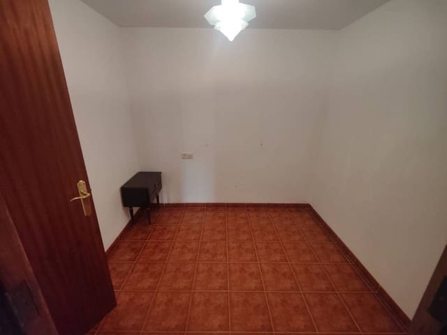 3 soverom Finca/Herregård til salgs i Buñol med garasje - € 100 000 (Ref: 9347186)