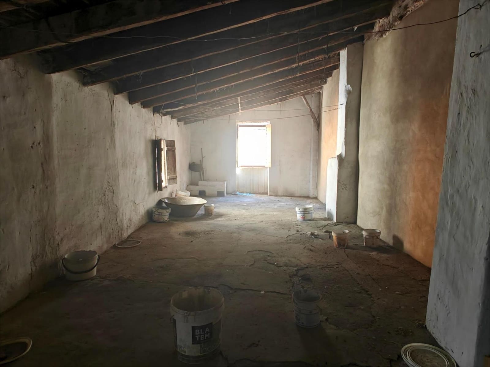 Casa de 2 habitaciones en Buñol en venta - 70.000 € (Ref: 9359498)