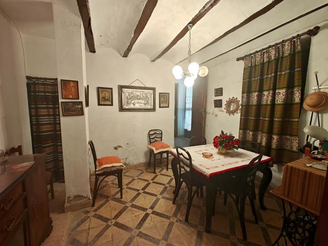 2 soverom Hus til salgs i Buñol - € 70 000 (Ref: 9359498)