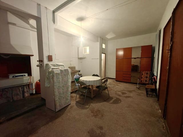 2 soverom Hus til salgs i Buñol - € 70 000 (Ref: 9359498)