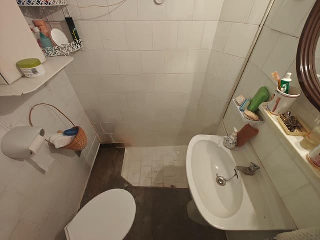 2 soverom Hus til salgs i Buñol - € 70 000 (Ref: 9359498)