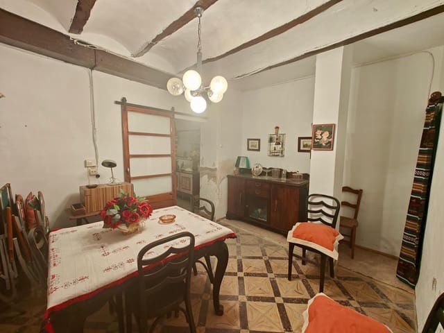 2 slaapkamer Huis te koop in Buñol - € 70.000 (Ref: 9359498)