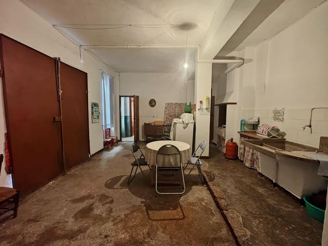 2 slaapkamer Huis te koop in Buñol - € 70.000 (Ref: 9359498)