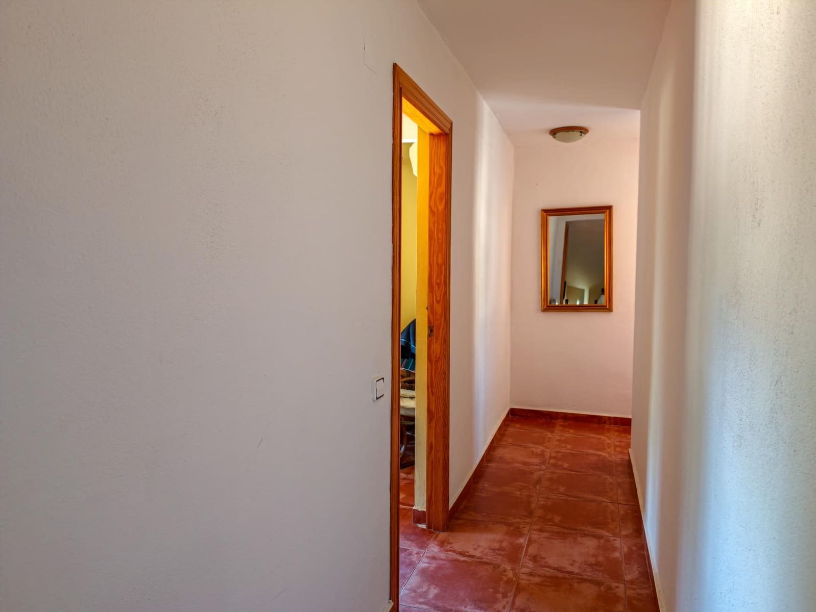 5 bedroom Villa for sale in Bunol with pool garage - € 300,000 (Ref: 9378950)