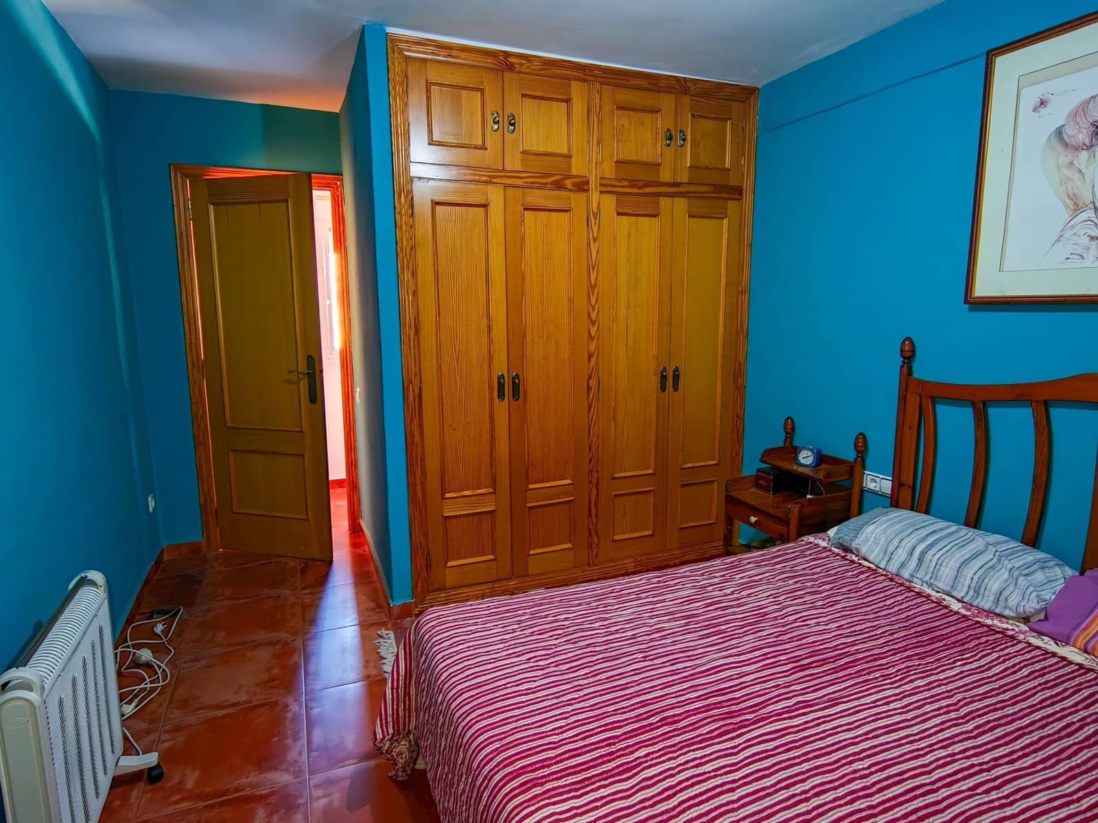 5 bedroom Villa for sale in Bunol with pool garage - € 300,000 (Ref: 9378950)