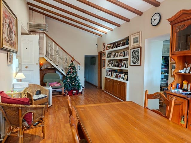 Chalet de 5 habitaciones en Buñol en venta con piscina garaje - 300.000 € (Ref: 9378950)
