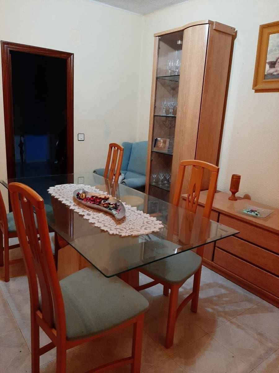 6 slaapkamer Huis te koop in Bunol - € 115.000 (Ref: 9387814)