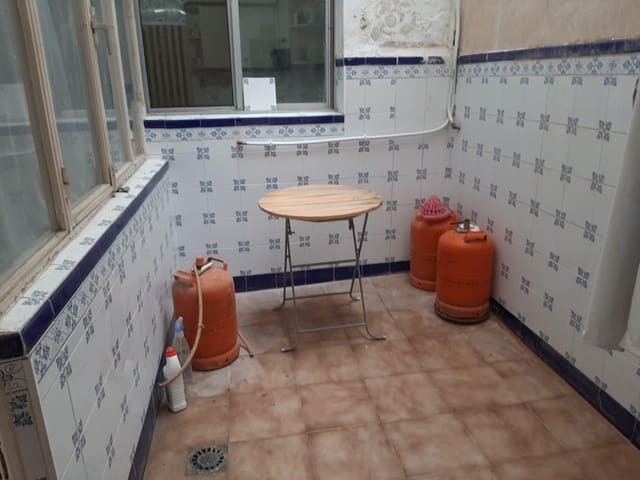 6 soverom Hus til salgs i Buñol - € 115 000 (Ref: 9387814)