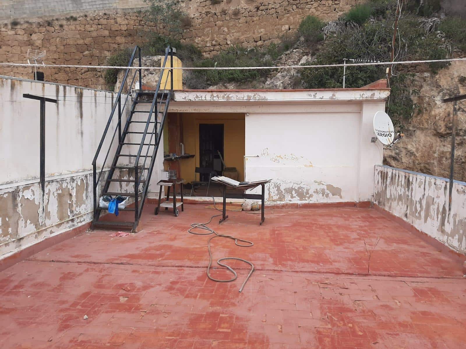 6 slaapkamer Huis te koop in Bunol - € 115.000 (Ref: 9387814)