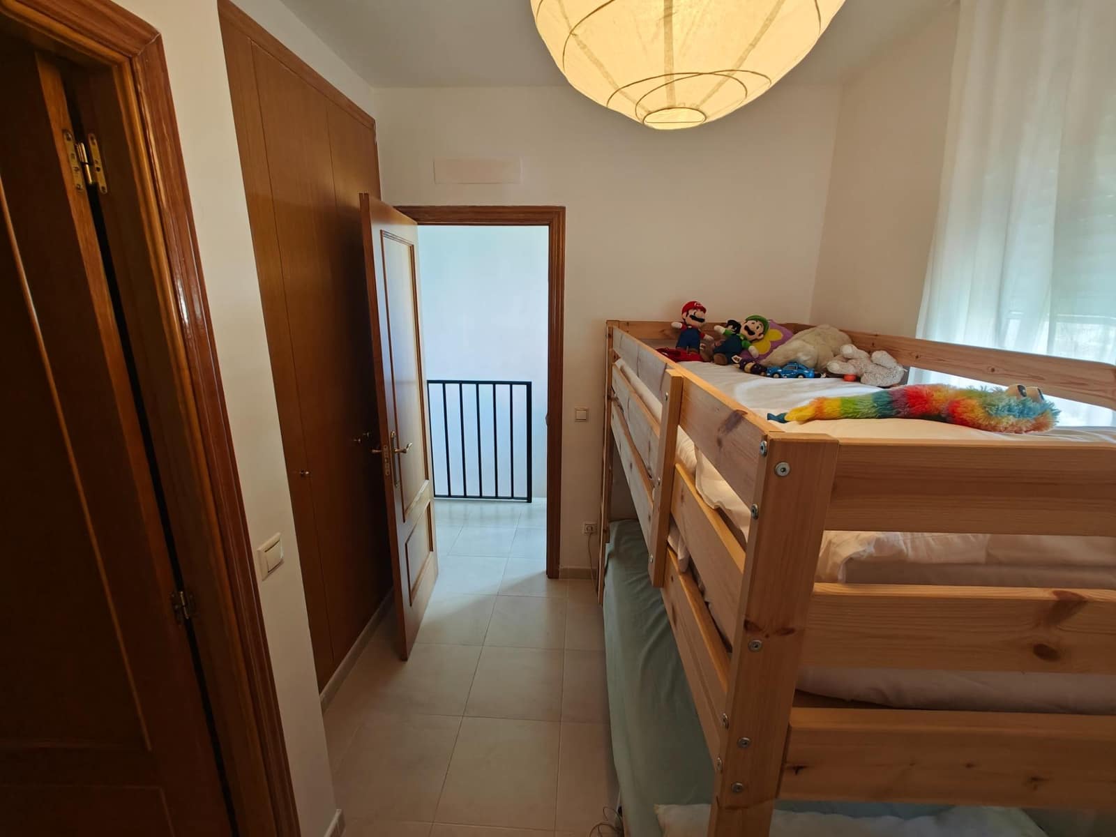 2 soveværelse Rækkehus til salg i Alborache med swimmingpool garage - € 135.000 (Ref: 9410895)