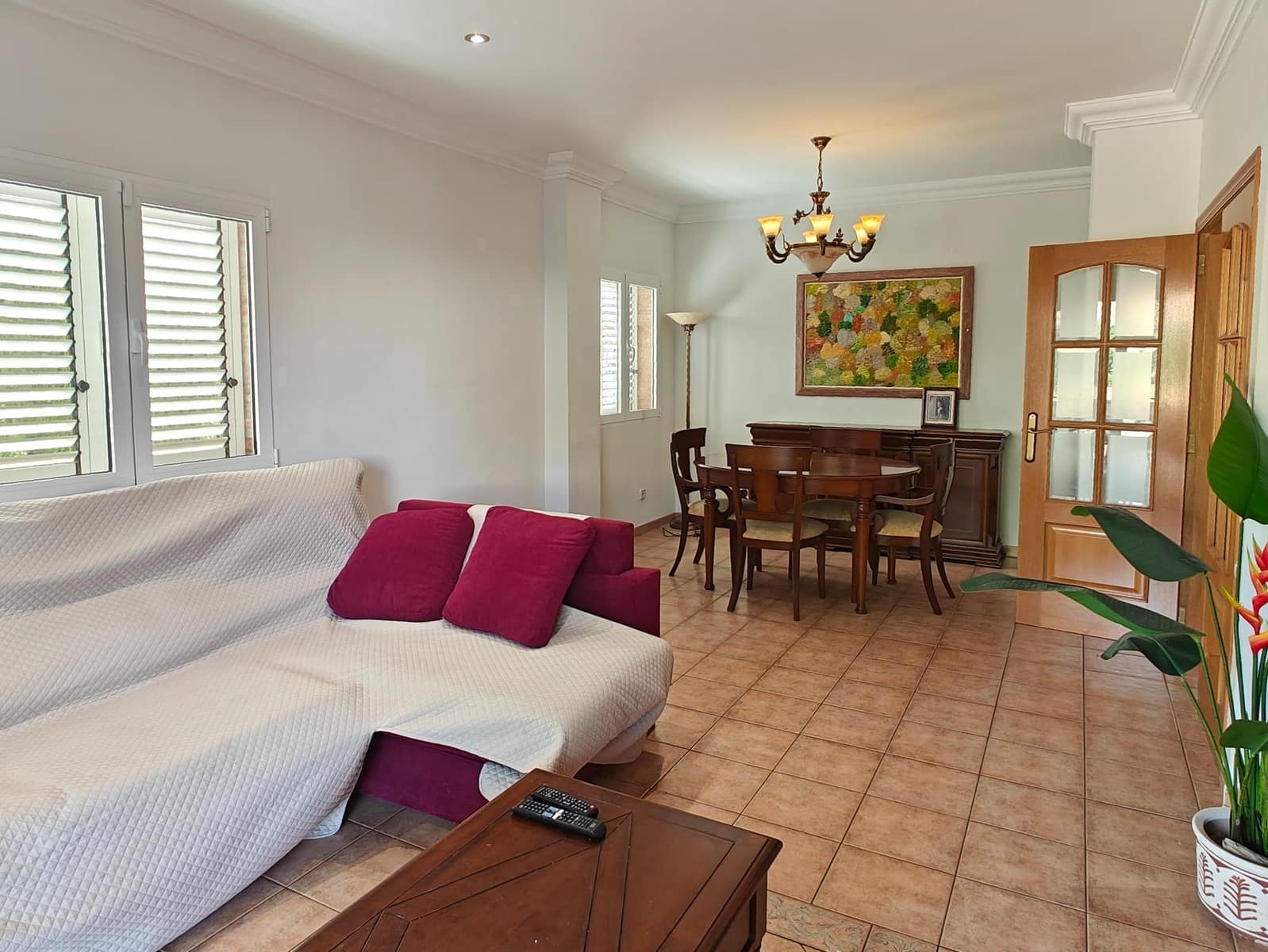 5 bedroom Villa for sale in Macastre with garage - € 350,000 (Ref: 9415826)