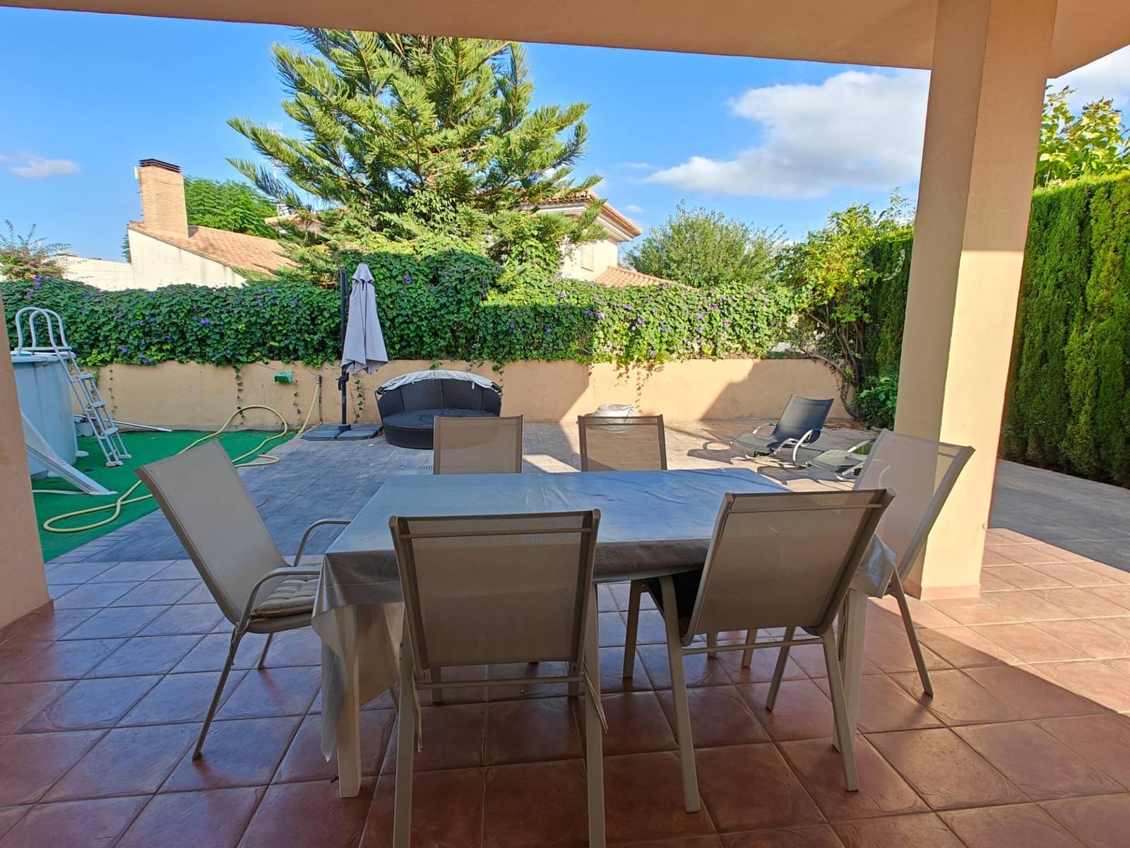 5 bedroom Villa for sale in Macastre with garage - € 350,000 (Ref: 9415826)