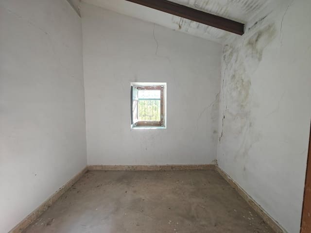 4 Zimmer Villa zu verkaufen in Macastre - 55.000 € (Ref: 9427127)