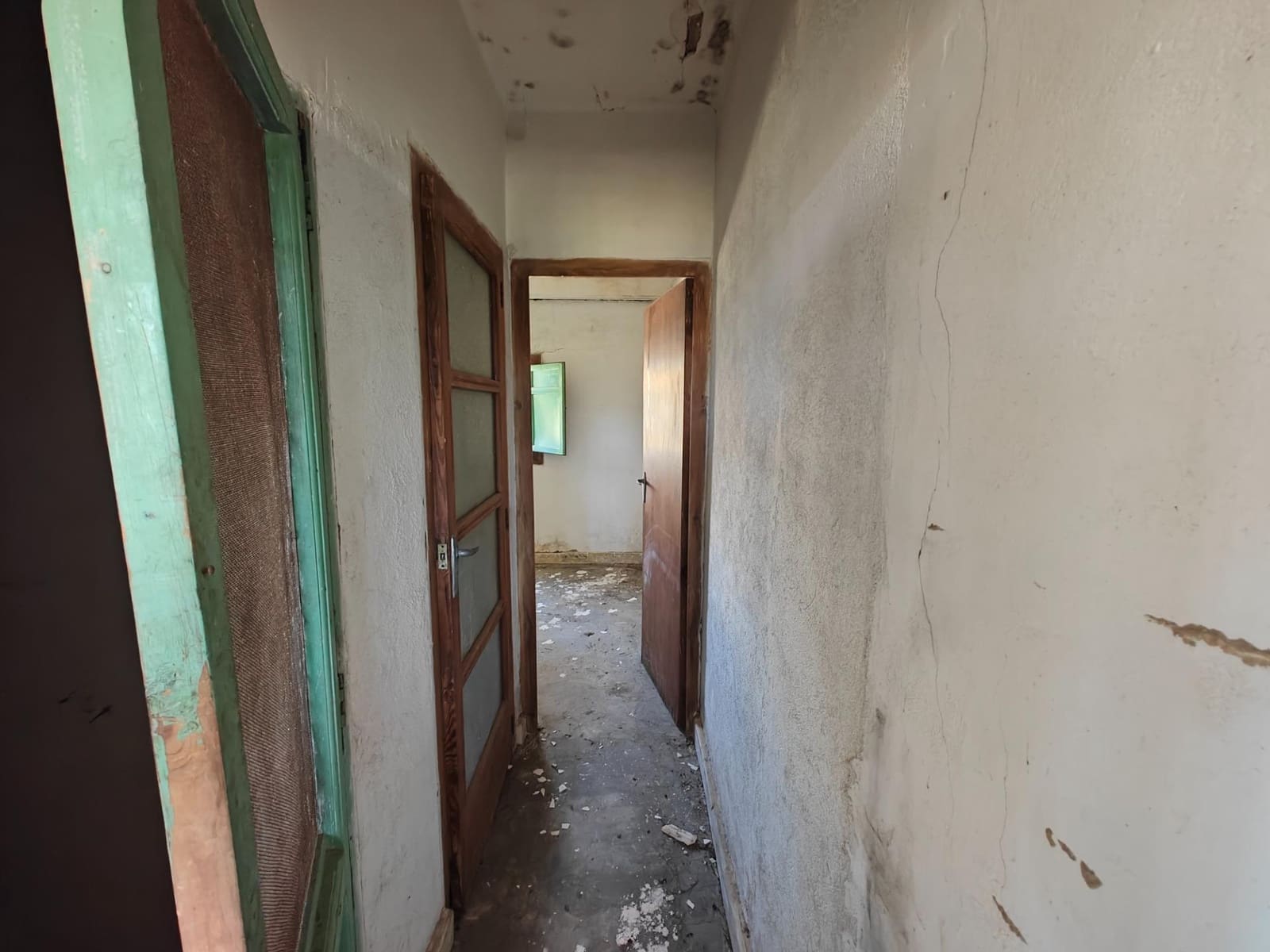 4 soveværelse Villa til salg i Macastre - € 55.000 (Ref: 9427127)