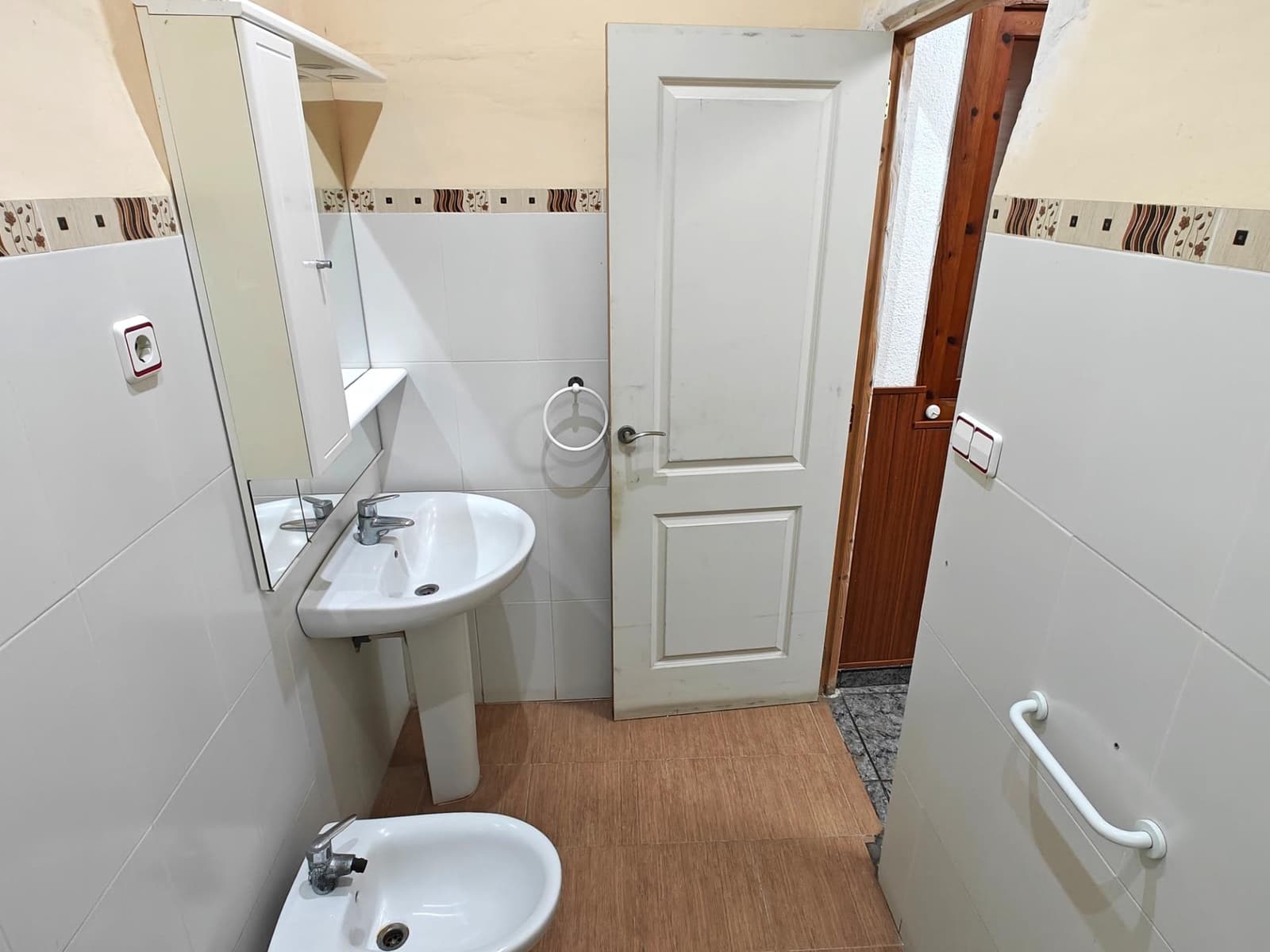 4 slaapkamer Huis te koop in Bunol - € 155.000 (Ref: 9427128)