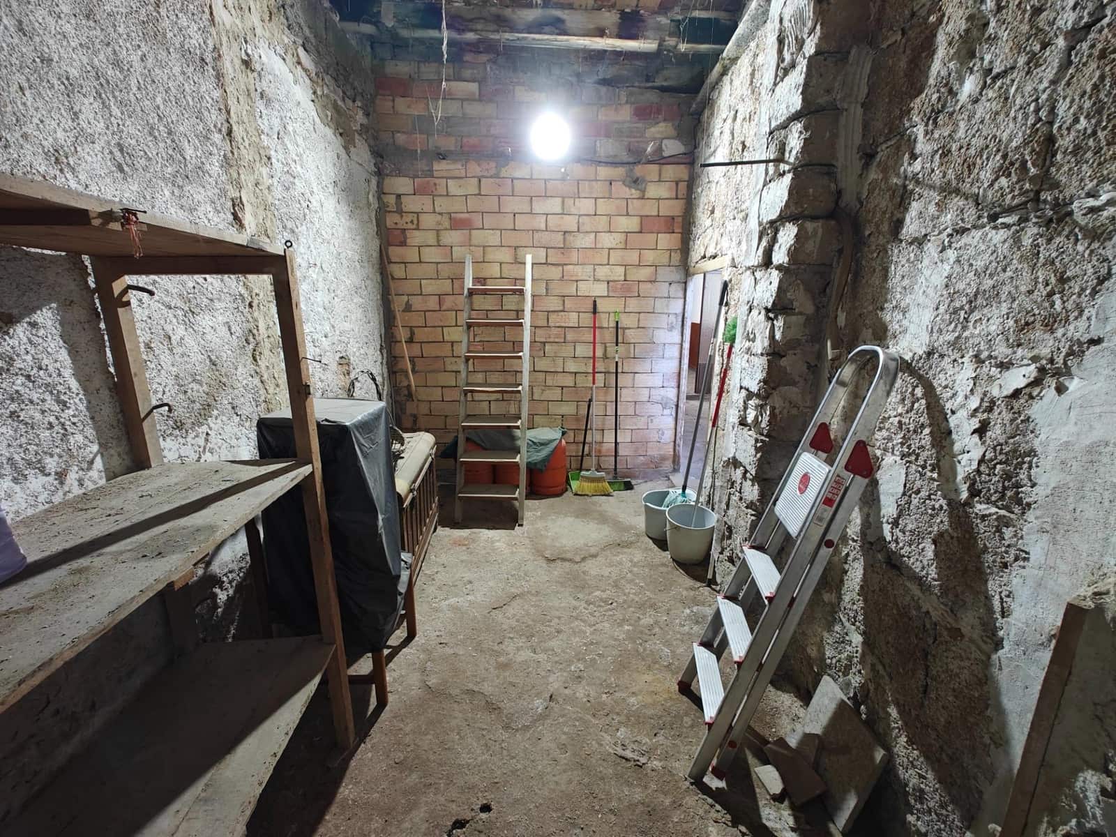 4 slaapkamer Huis te koop in Bunol - € 155.000 (Ref: 9427128)