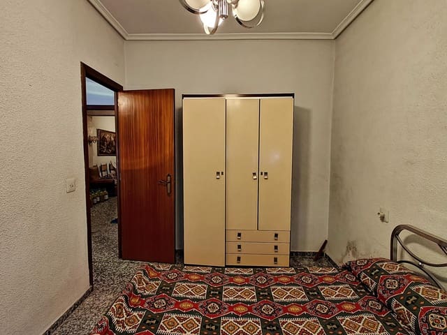 3 soverom Leilighet til salgs i Buñol - € 75 000 (Ref: 9440007)