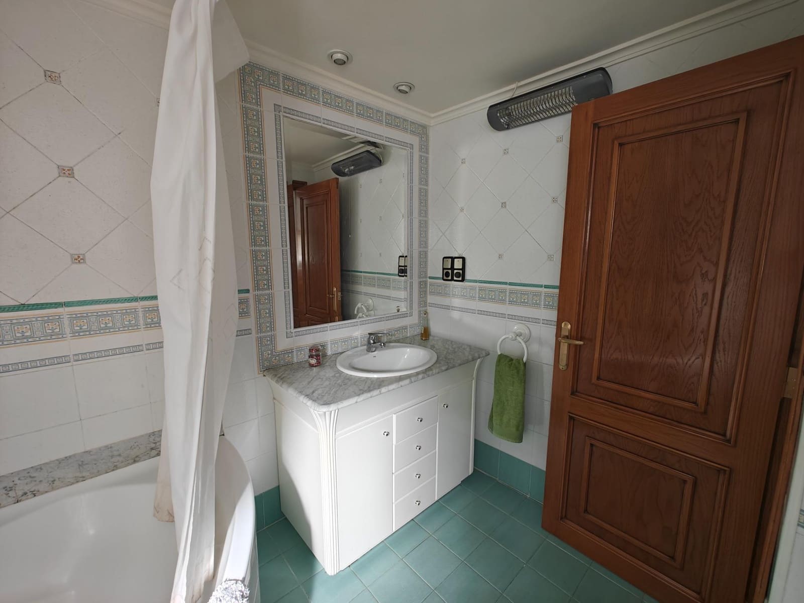 3 soveværelse Byhus til salg i Bunol med garage - € 220.000 (Ref: 9516001)