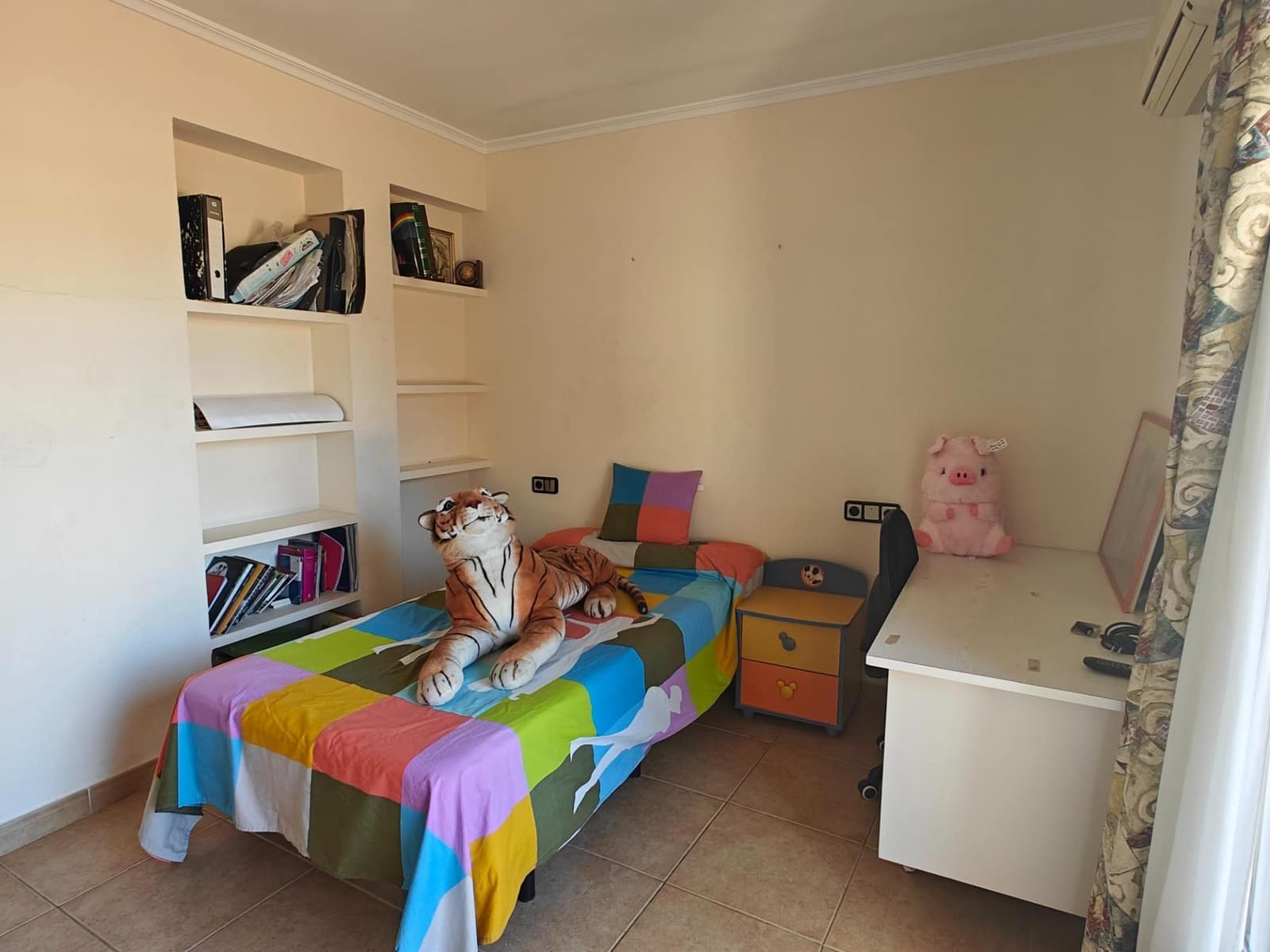 3 makuuhuone Omakotitalo myytävänä paikassa Bunol mukana 
autotalli - 220 000 € (Ref: 9516001)