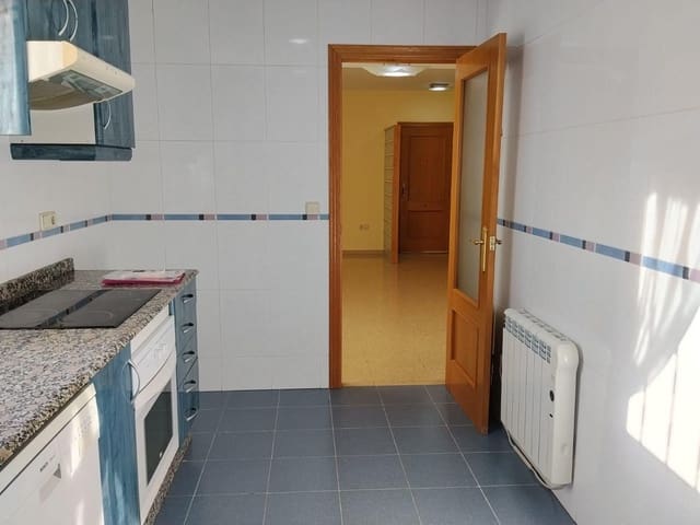 2 Zimmer Penthouse zu vermieten in Buñol - 750 € (Ref: 9518841)