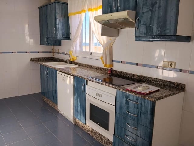 2 Zimmer Penthouse zu vermieten in Buñol - 750 € (Ref: 9518841)