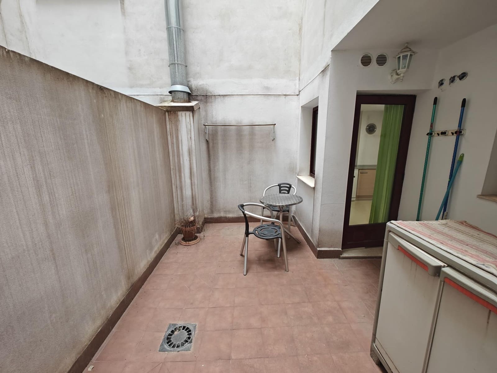 3 Zimmer Wohnung zu vermieten in Bunol mit Garage - 700 € (Ref: 9551298)