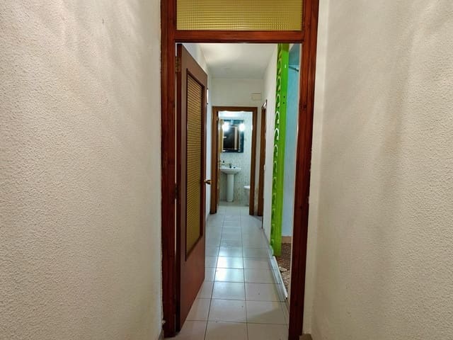 4 makuuhuone Huoneisto myytävänä paikassa Macastre - 85 000 € (Ref: 9571074)