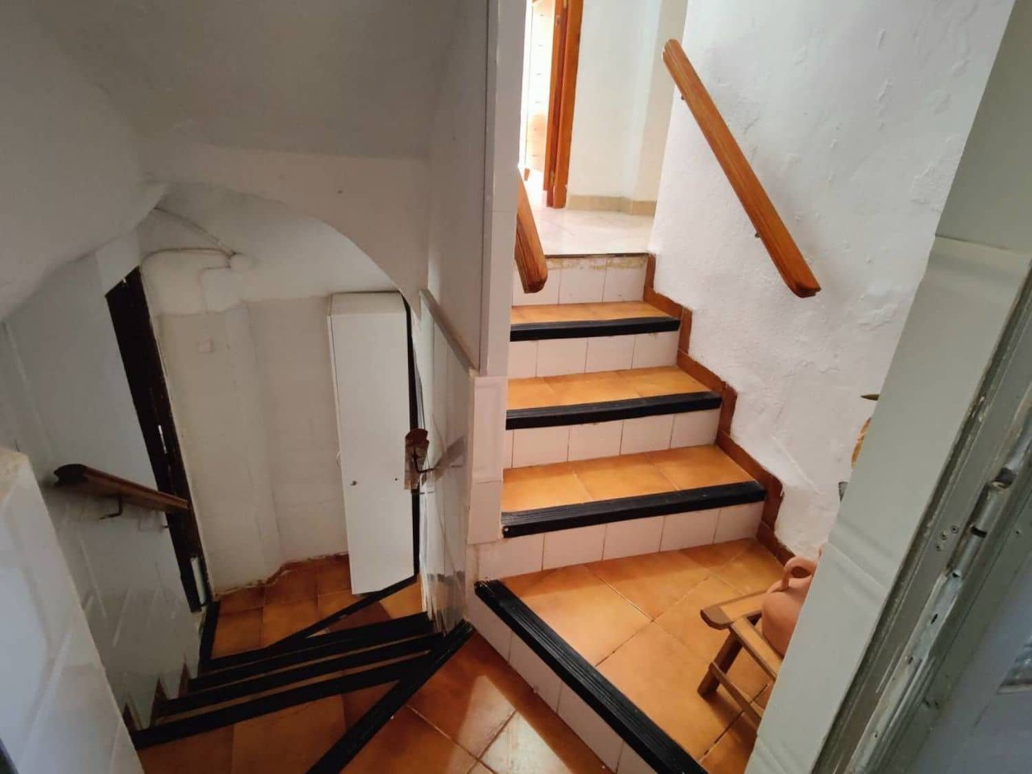 Chalet de 6 habitaciones en Cortes de Pallás en venta - 100.000 € (Ref: 9637493)