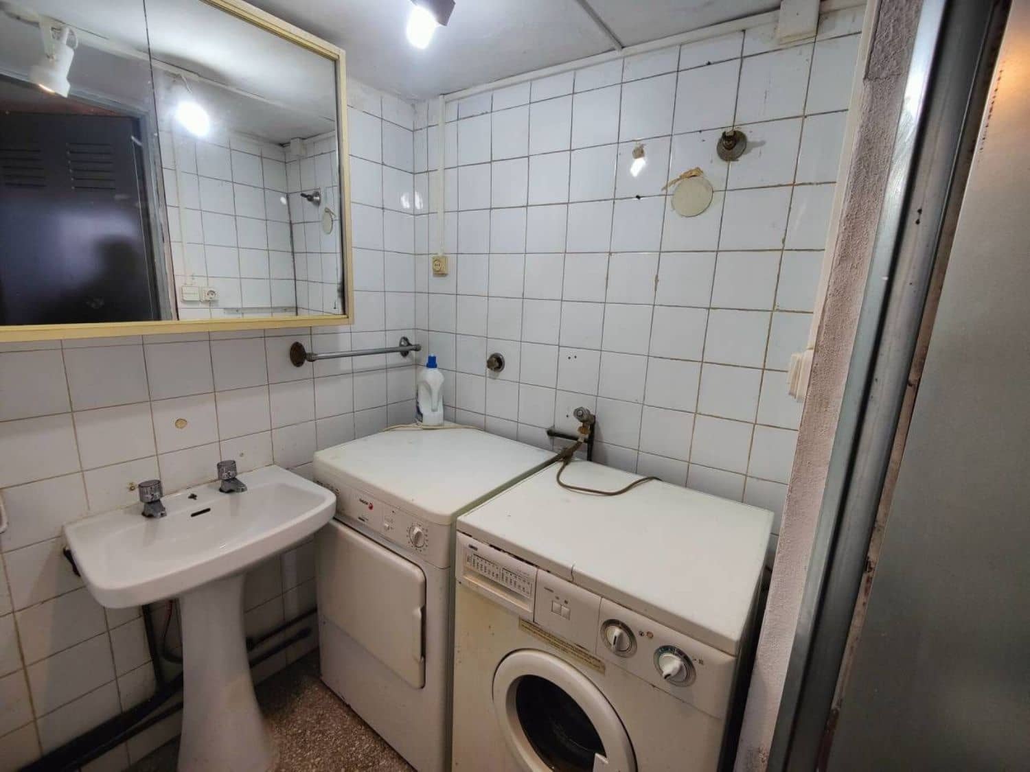 Chalet de 6 habitaciones en Cortes de Pallás en venta - 100.000 € (Ref: 9637493)