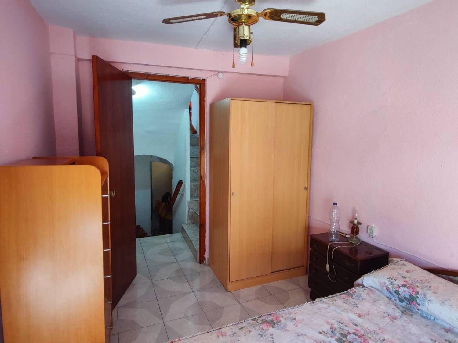 Chalet de 6 habitaciones en Cortes de Pallás en venta - 100.000 € (Ref: 9637493)