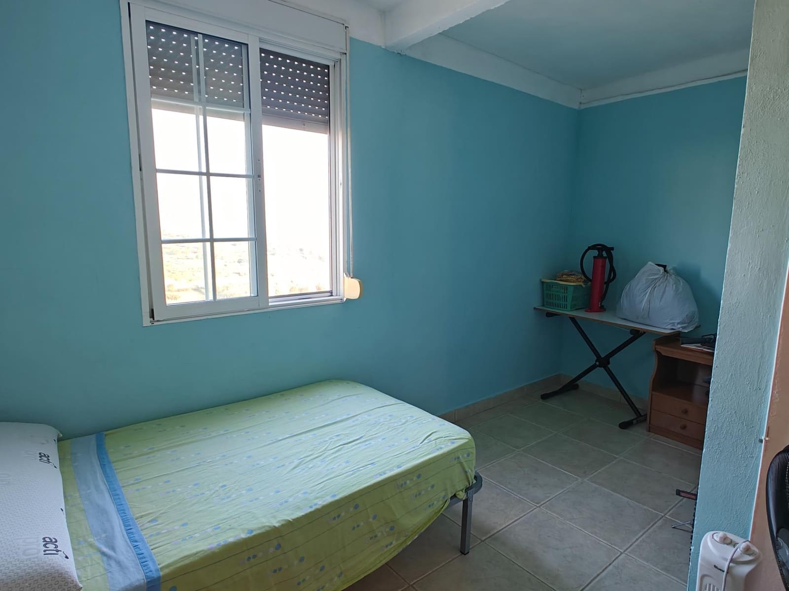 4 bedroom Flat for sale in Yatova - € 105,000 (Ref: 9656008)