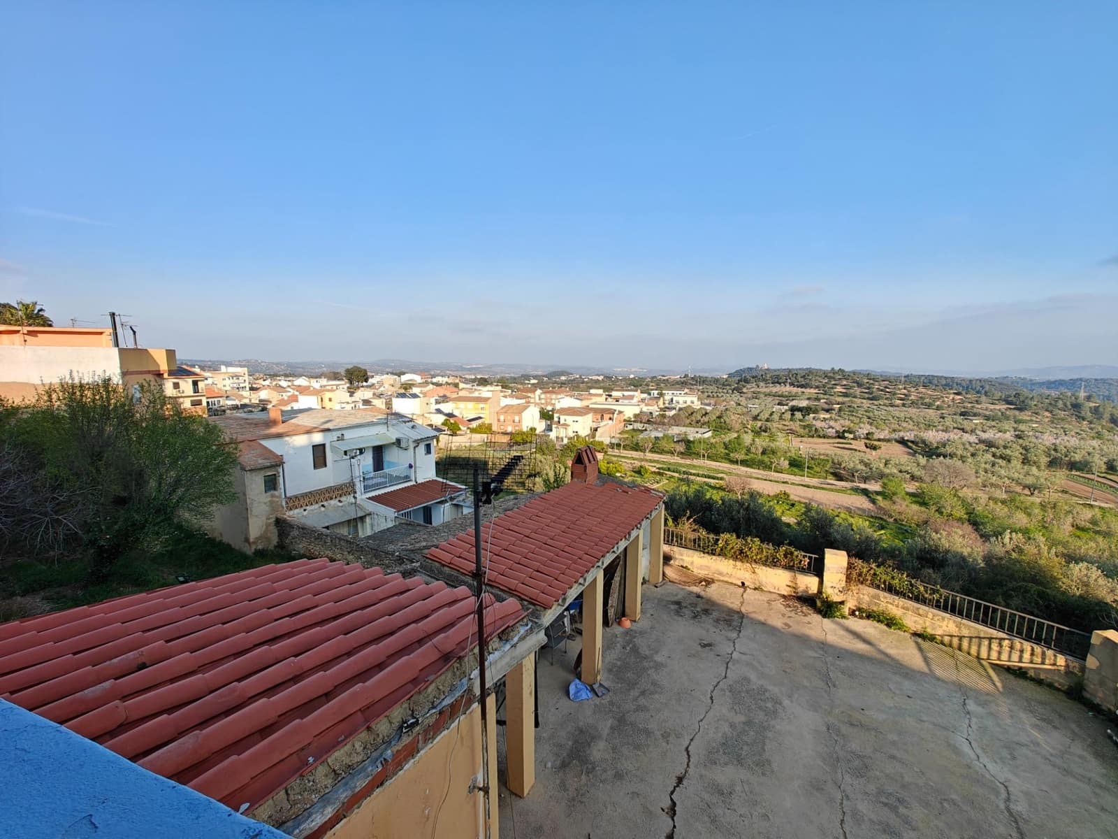 4 bedroom Flat for sale in Yatova - € 105,000 (Ref: 9656008)