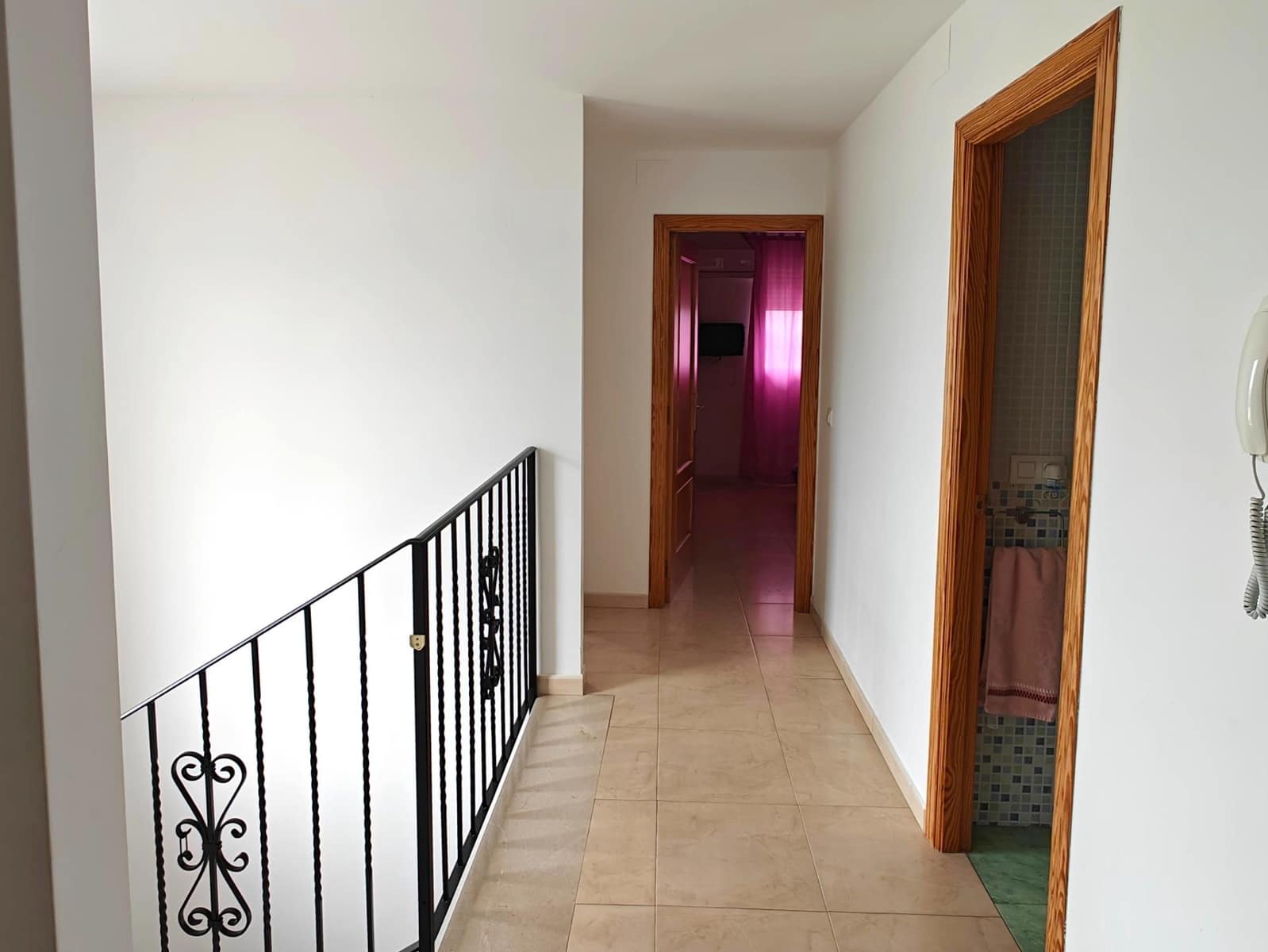 5 bedroom Terraced Villa for sale in Macastre with garage - € 220,000 (Ref: 9714863)