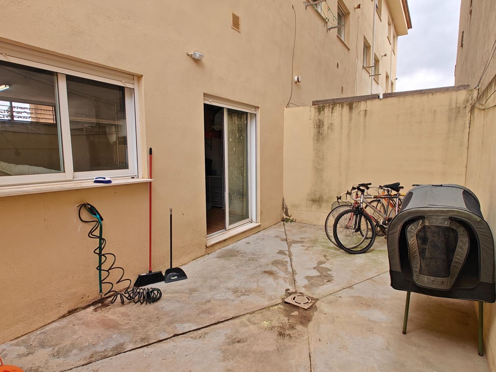 5 bedroom Terraced Villa for sale in Macastre with garage - € 220,000 (Ref: 9714863)