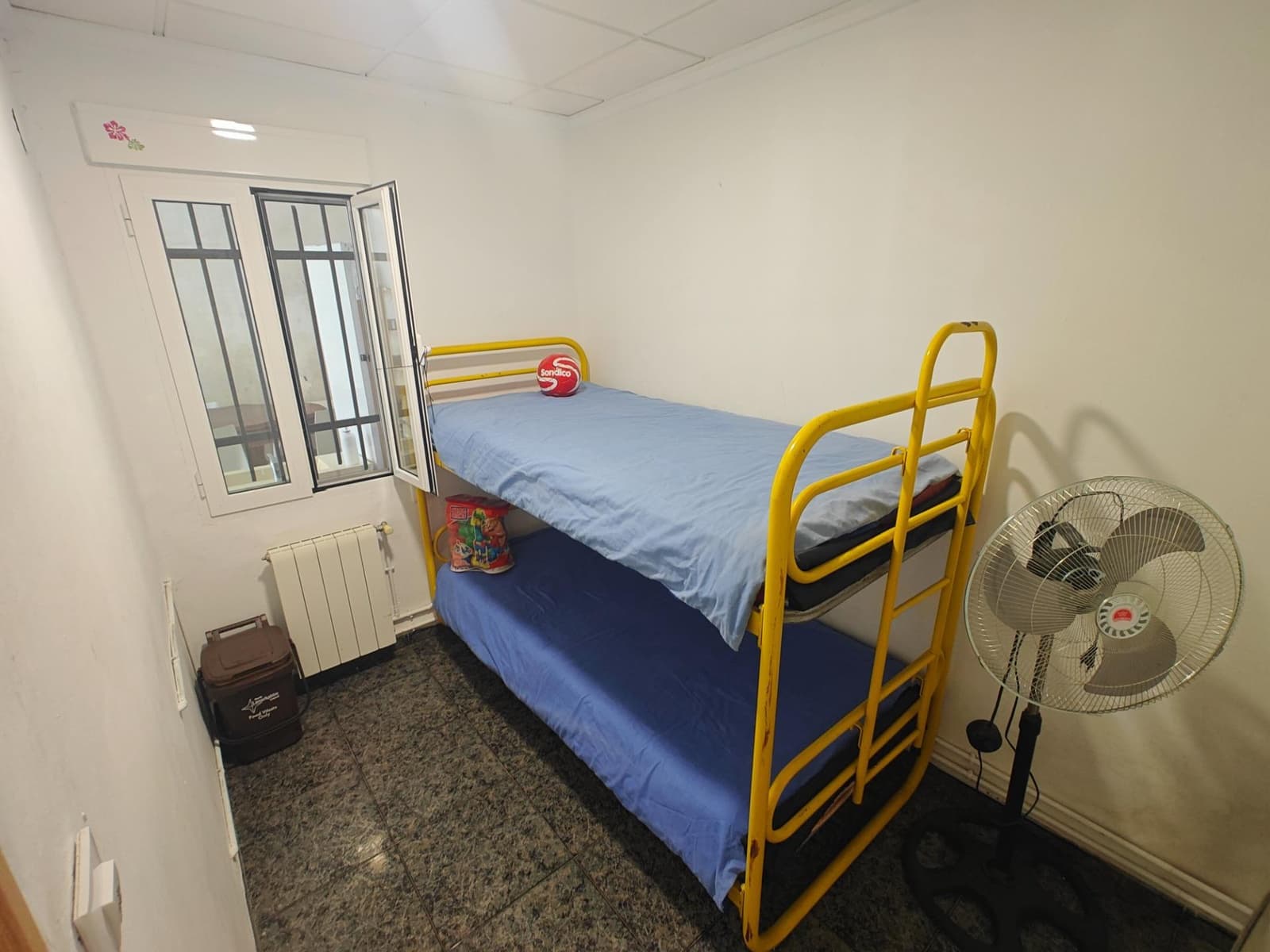 3 slaapkamer Villa te koop in Bunol met garage - € 110.000 (Ref: 9758892)