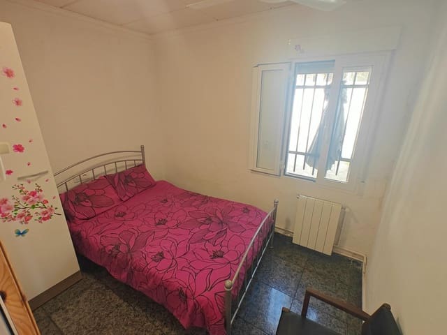 3 slaapkamer Villa te koop in Buñol met garage - € 110.000 (Ref: 9758892)
