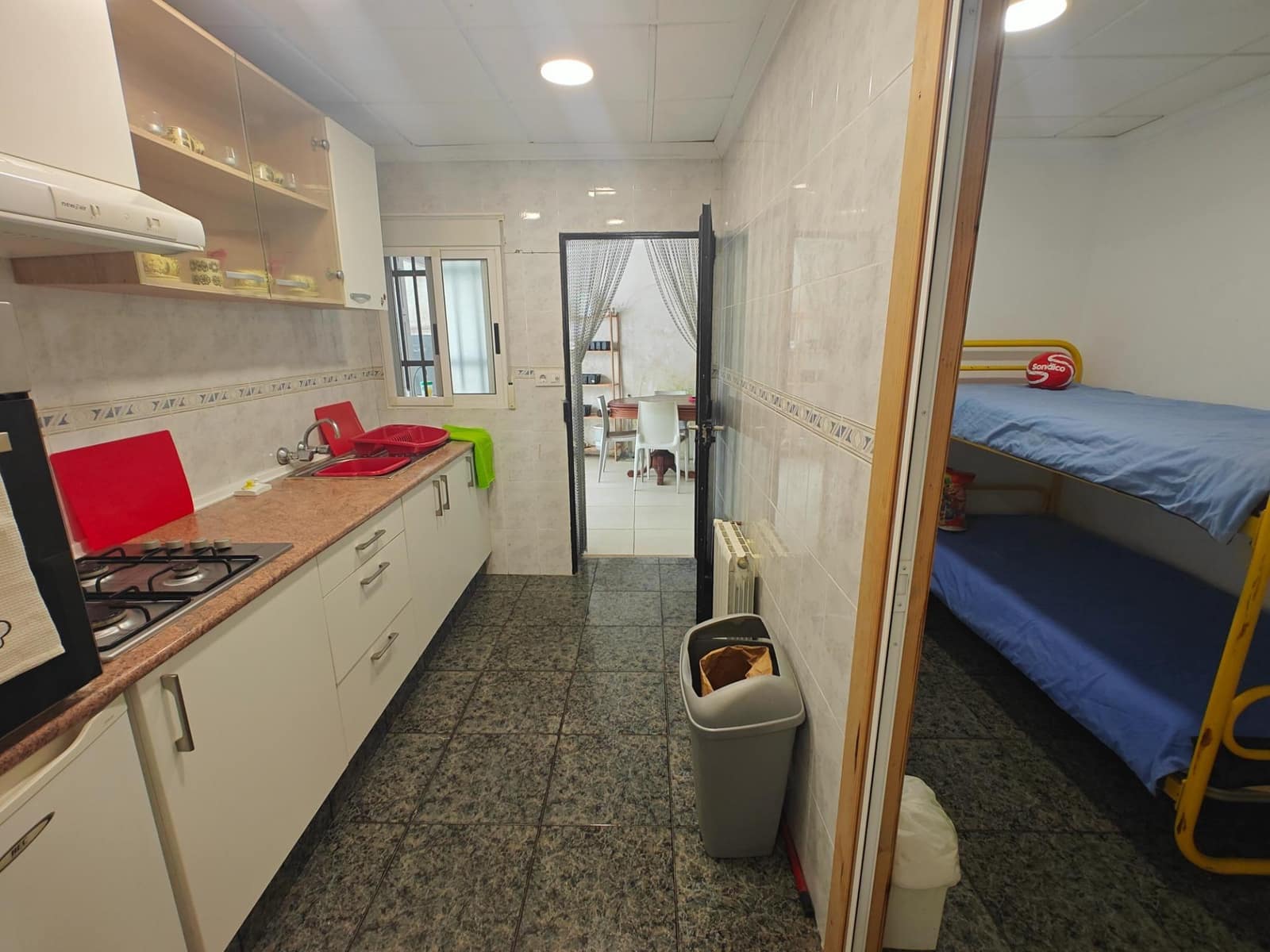 3 slaapkamer Villa te koop in Bunol met garage - € 110.000 (Ref: 9758892)