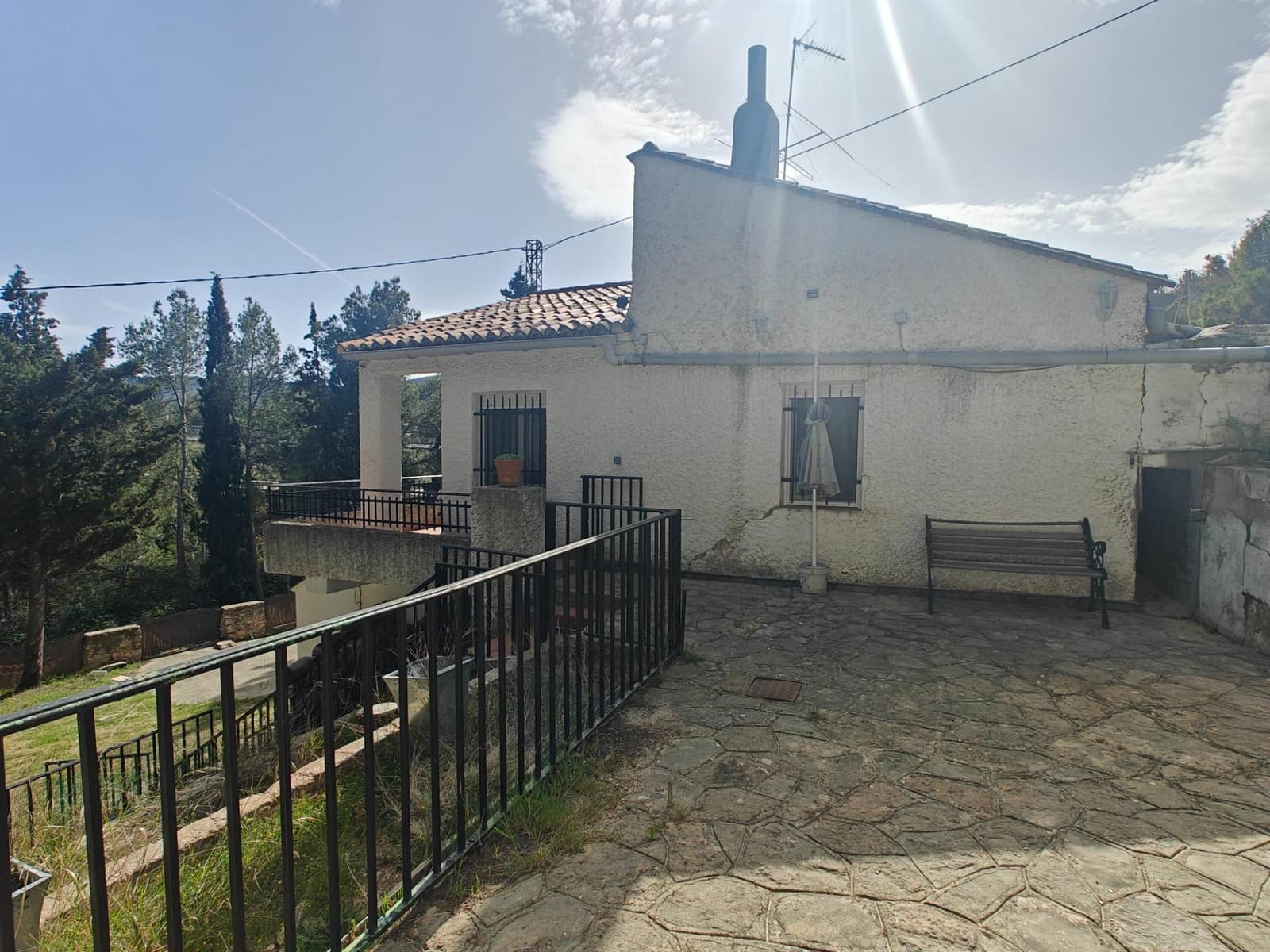 3 slaapkamer Villa te koop in Bunol met garage - € 110.000 (Ref: 9758892)