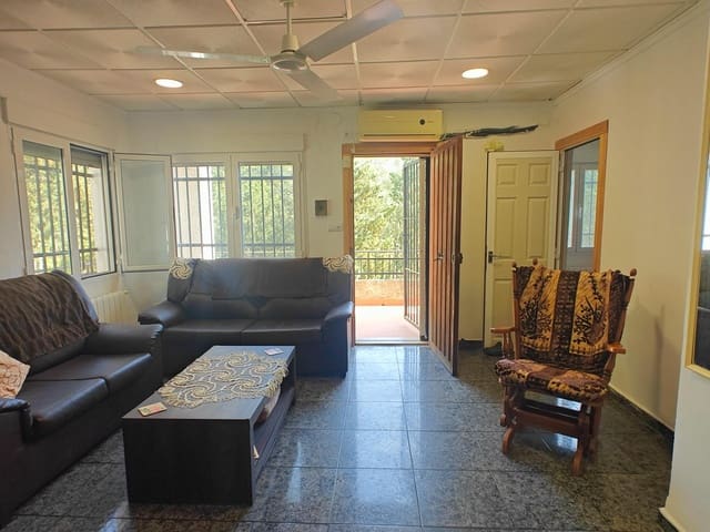 3 slaapkamer Villa te koop in Buñol met garage - € 110.000 (Ref: 9758892)