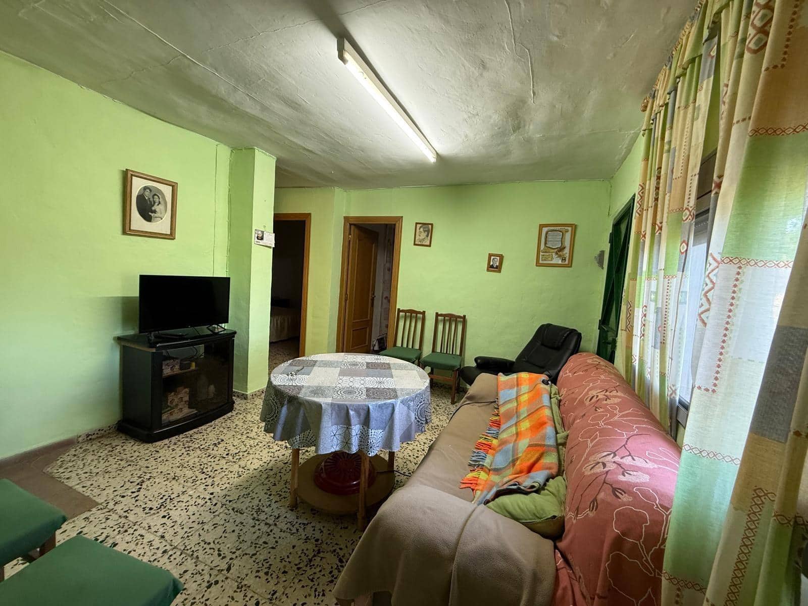 3 slaapkamer Villa te koop in Bunol - € 120.000 (Ref: 9758893)