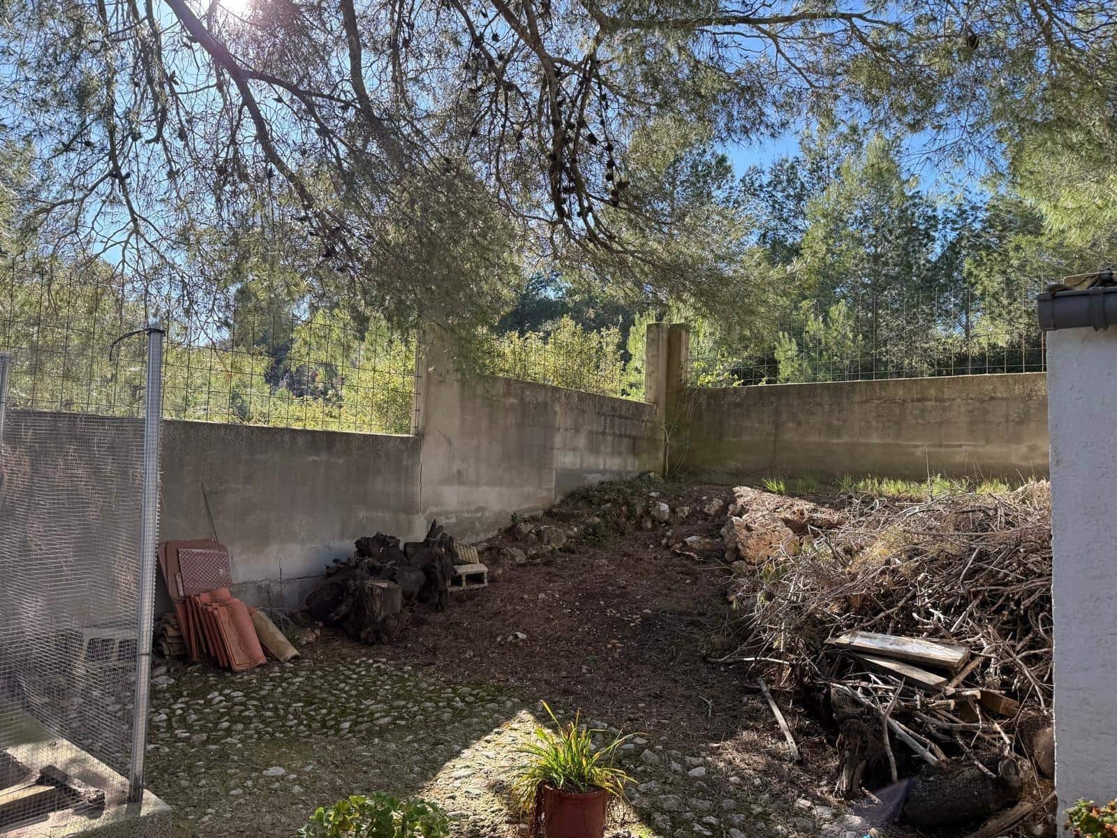 3 slaapkamer Villa te koop in Bunol - € 120.000 (Ref: 9758893)