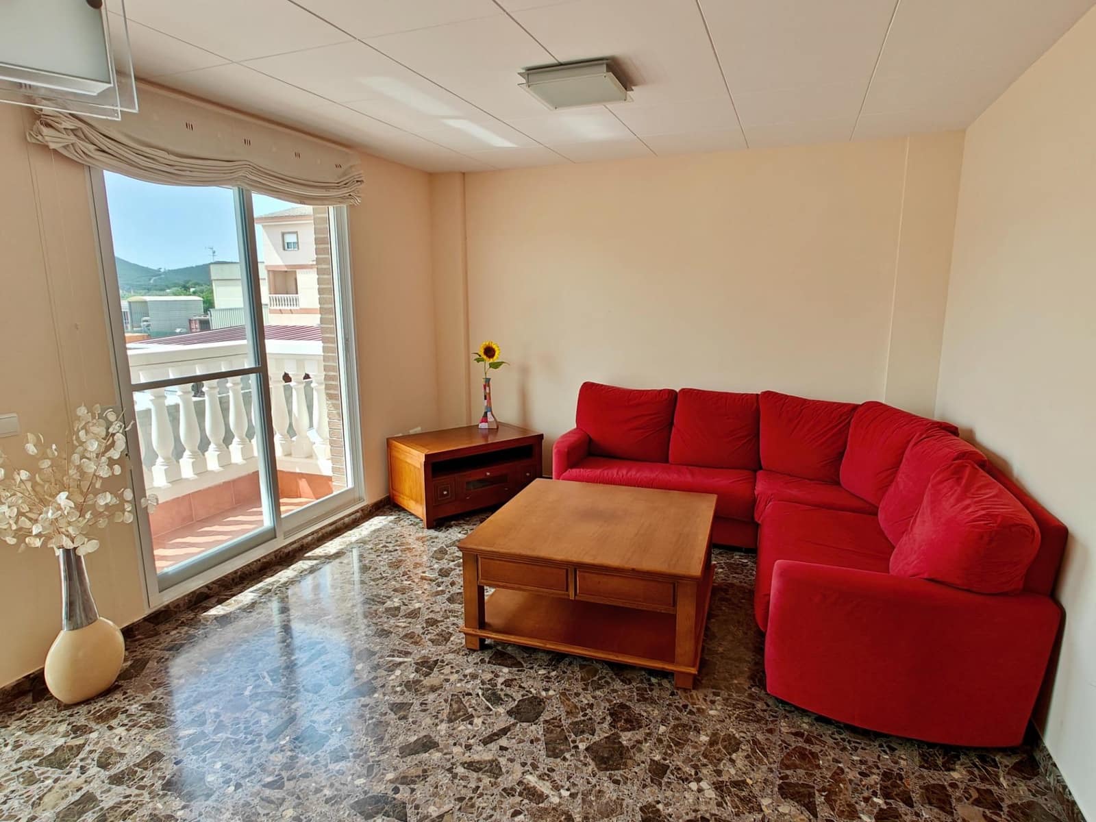 4 makuuhuone Rivitalo myytävänä paikassa Yatova mukana 
autotalli - 245 000 € (Ref: 9758895)