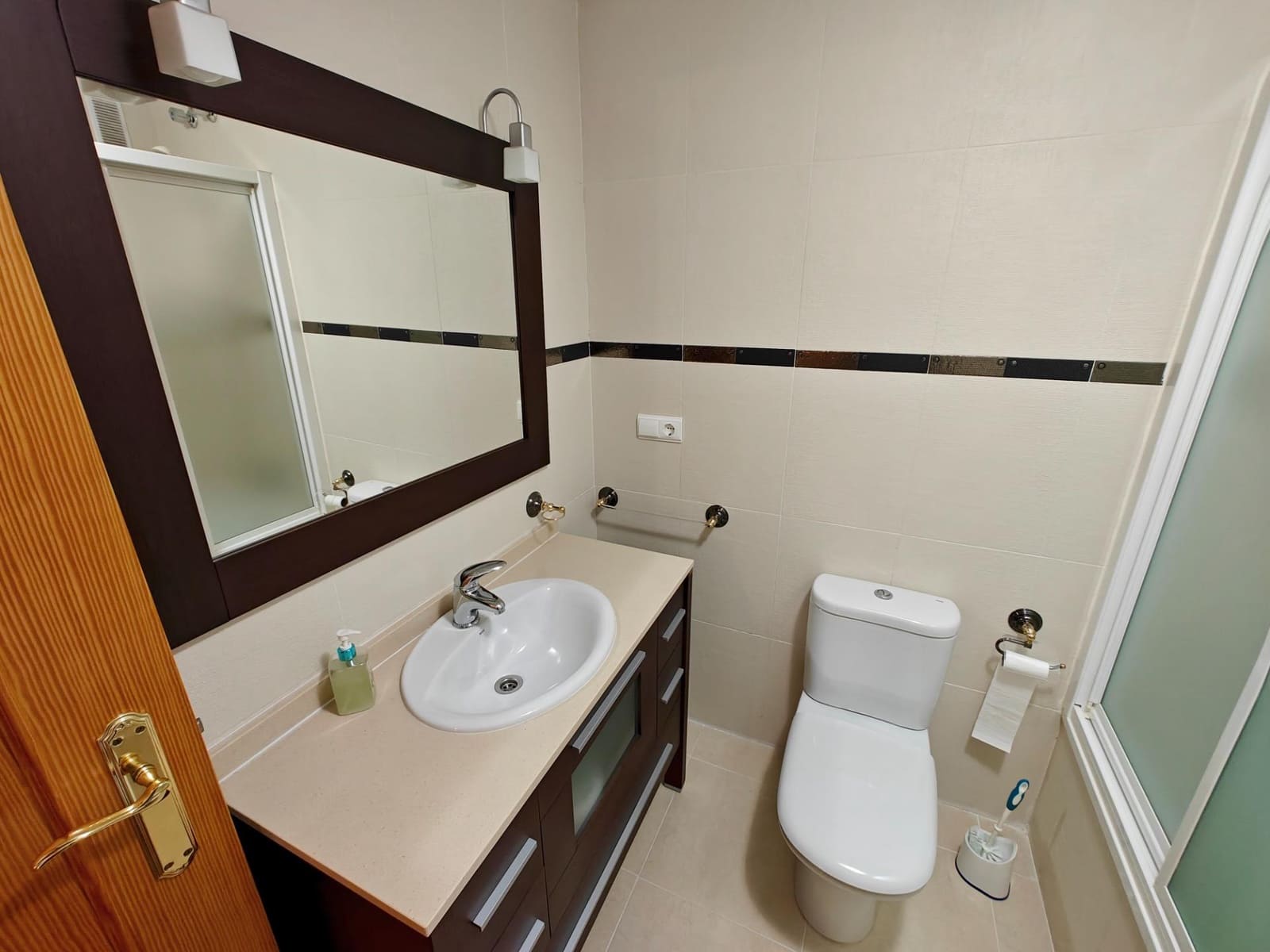 4 makuuhuone Rivitalo myytävänä paikassa Yatova mukana 
autotalli - 245 000 € (Ref: 9758895)