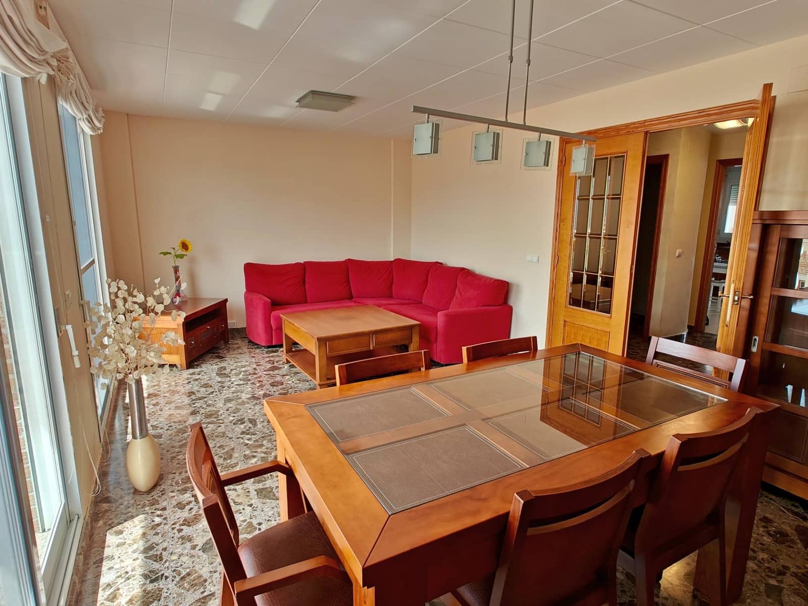 4 makuuhuone Rivitalo myytävänä paikassa Yatova mukana 
autotalli - 245 000 € (Ref: 9758895)