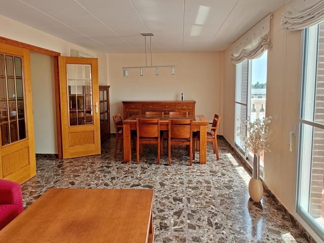 4 soveværelse Rækkehus til salg i Yátova med garage - € 245.000 (Ref: 9758895)