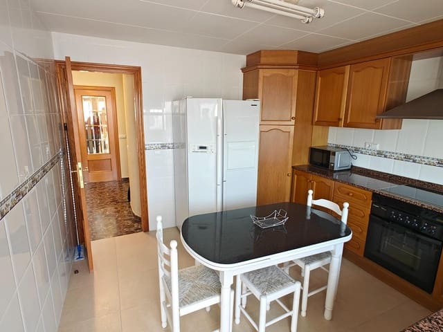 4 soveværelse Rækkehus til salg i Yátova med garage - € 245.000 (Ref: 9758895)