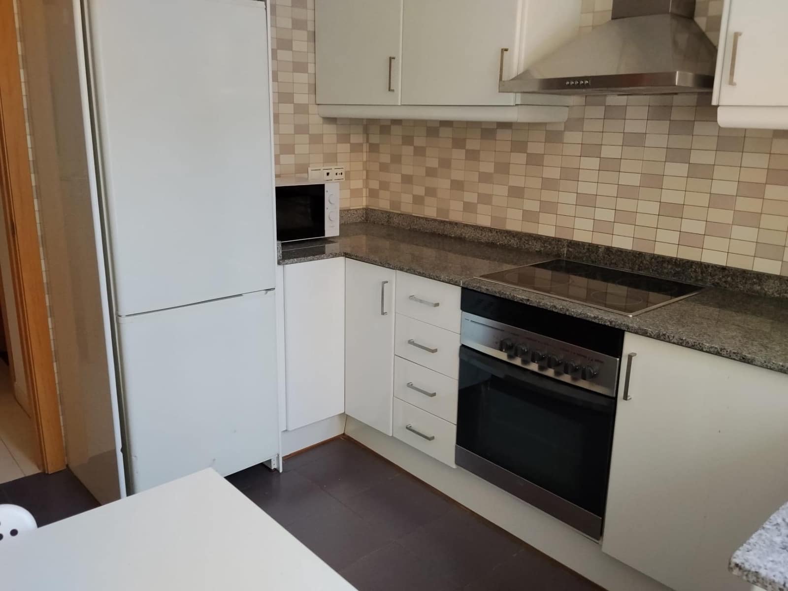 3 sovrum Radhus till salu i Alborache med garage - 210 000 € (Ref: 9790982)