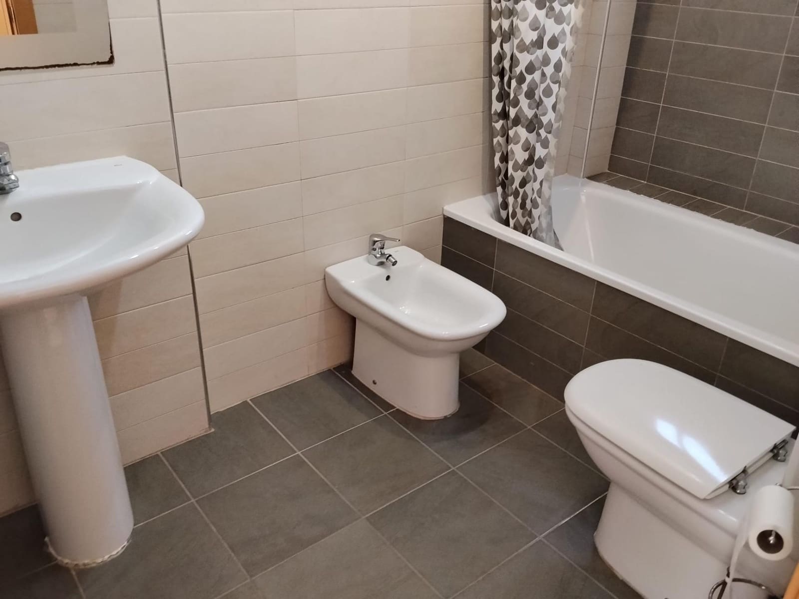 3 sovrum Radhus till salu i Alborache med garage - 210 000 € (Ref: 9790982)