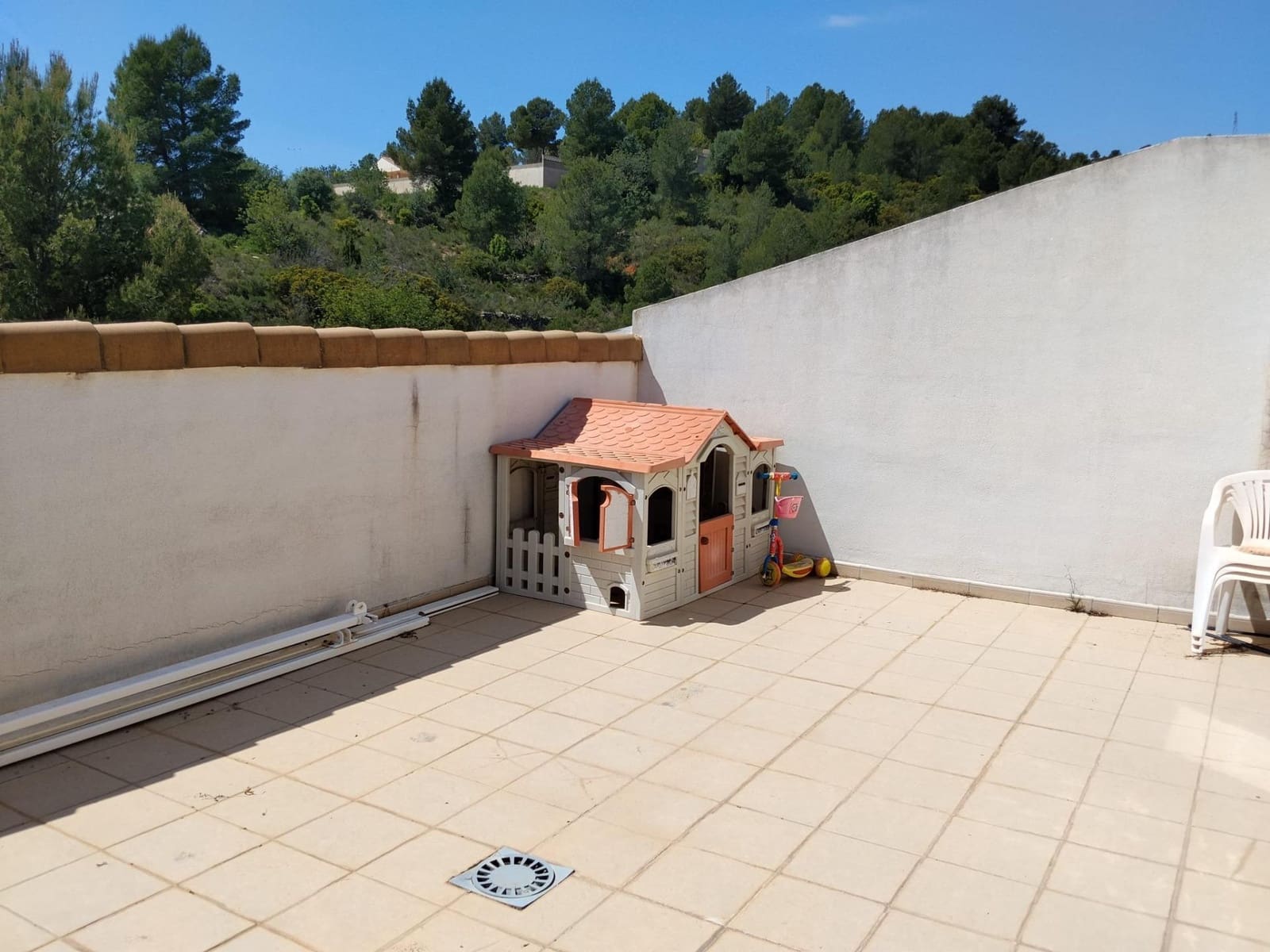 3 sovrum Radhus till salu i Alborache med garage - 210 000 € (Ref: 9790982)